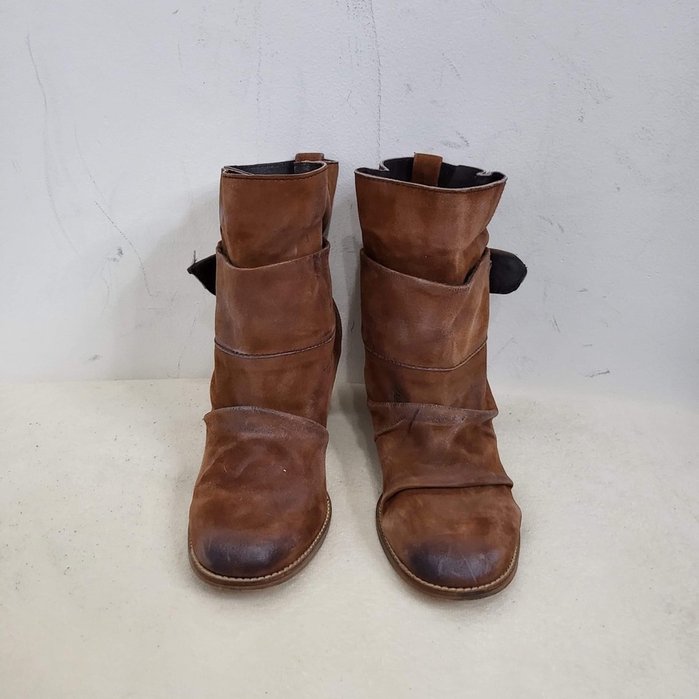 Vero Cuoio Women’s Brown Booties Sizes 8.5 & 9.6